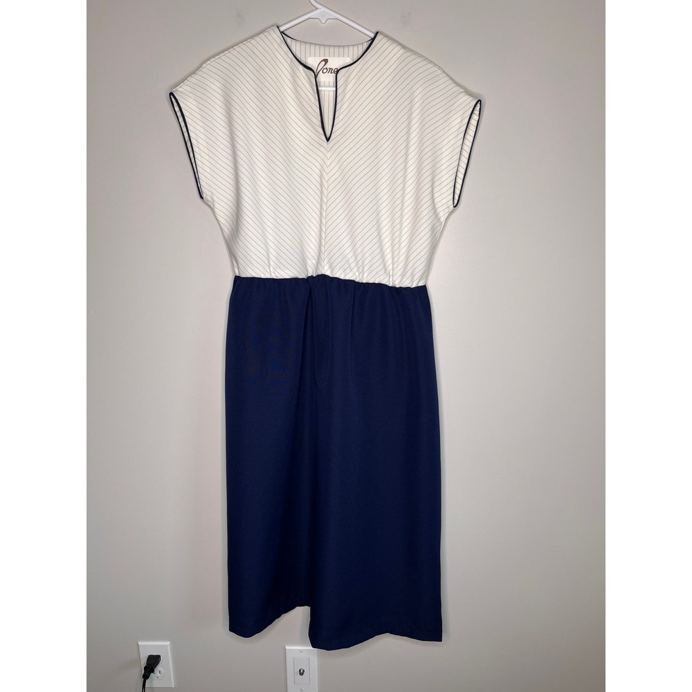 1960s Jones White Navy Nautical Sailor Hostess Old Money Pinstripe Volup Dress L